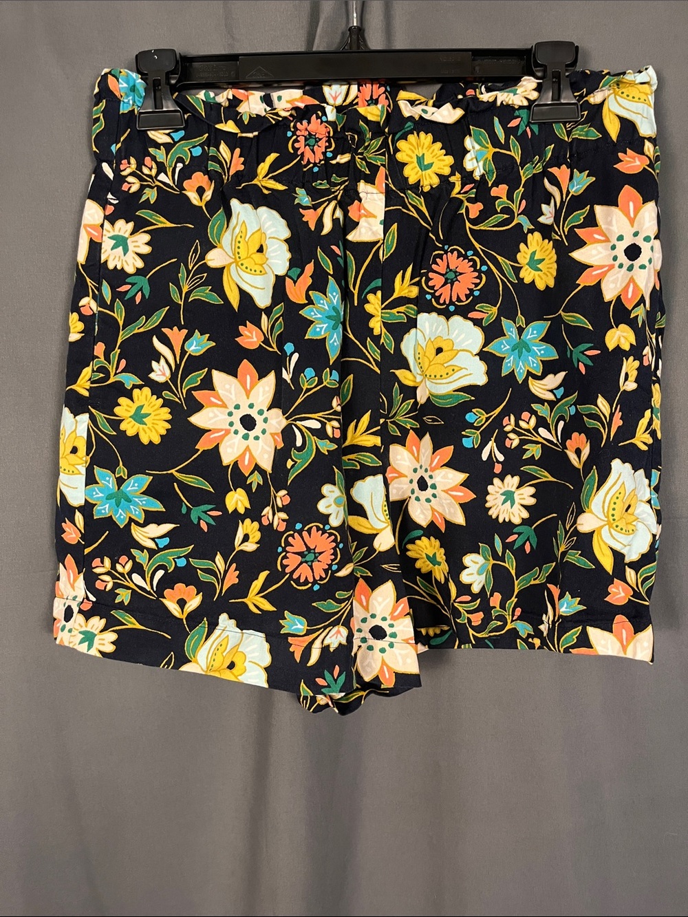 Ann Taylor Factory Women's Floral Print Elastic-Waist Shorts Rear Pockets